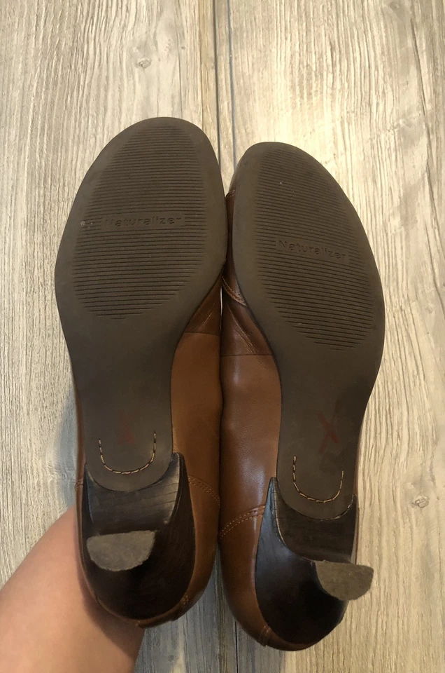 Naturalizer Women’s Size 7.5 Brown Pump Kitten Heel Dress Shoes ETS1D25 - Image 3 of 4