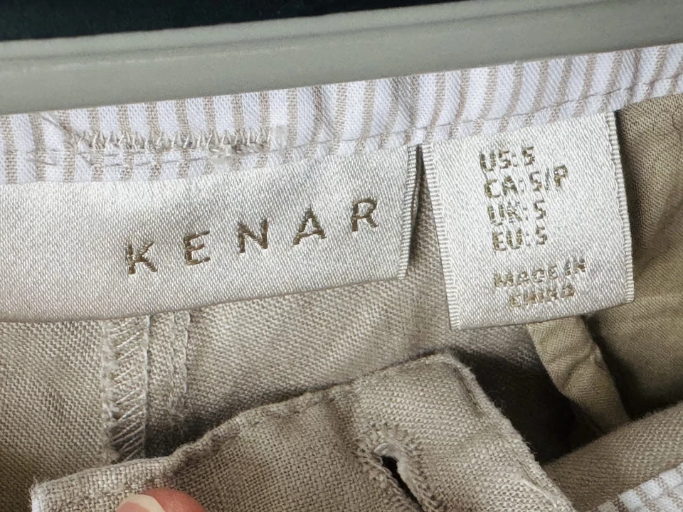 Calça Kenar 100% linho perna reta caimento solto tamanho pequeno - Imagem 4 de 4