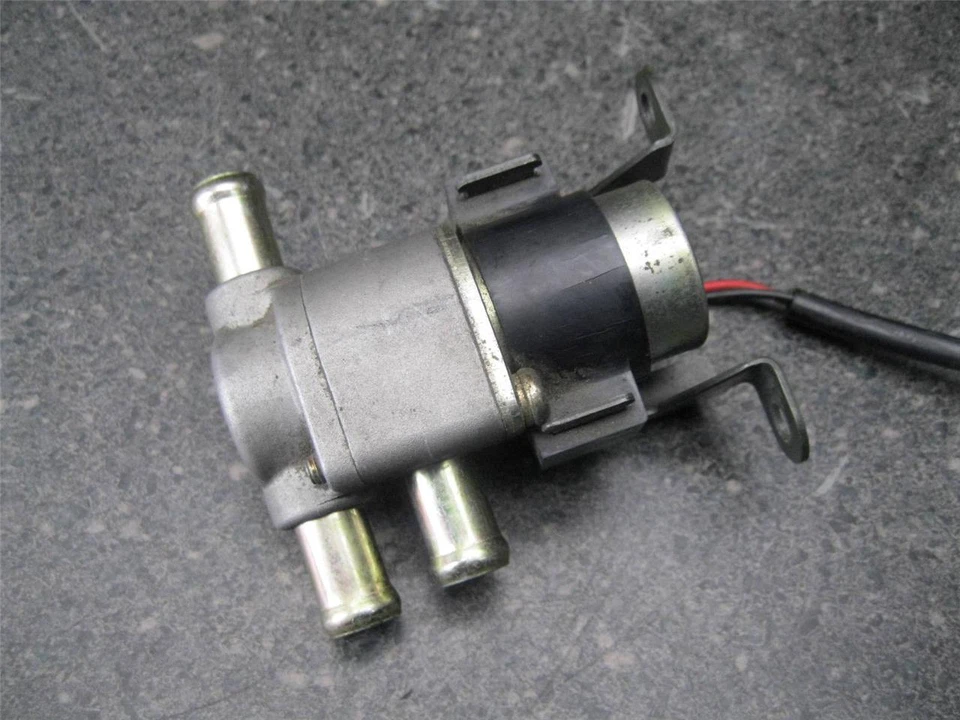 03 Suzuki SV1000 S SV 1000 Air Solenoid 86G - Image 2 of 3