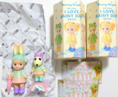 Sonny Angel I Love Rainy Day Secret Raincoat Rabbit Raincoat Robby