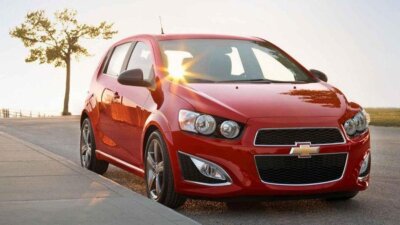 OEM Integrated Reverse Camera Viewing System for 2014-2016 Chevrolet Sonic