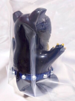 GABURI GABURI Petit Brabancon × IZUMONSTER Painted Vinyl Art Toy