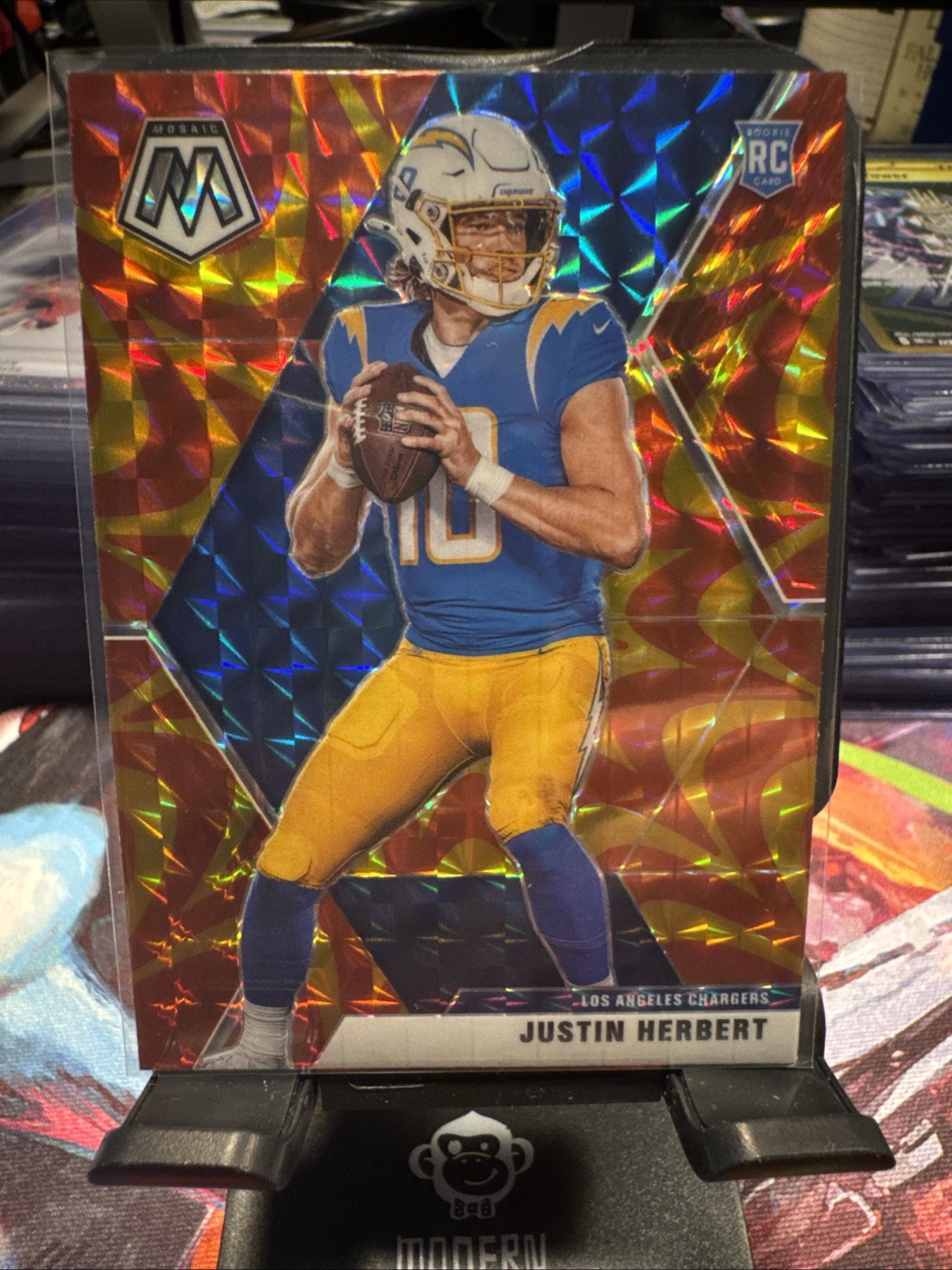 2020 Panini Mosaic - Justin Herbert #204 Mosaic Reactive Orange Prizm (RC)