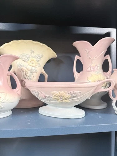 Hull W-8-11 Pink White Yellow Floral Art Pottery Bowl USA Impressed Backstamp