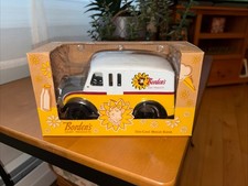Vintage Ertl Collectibles Bordens Dairy Milk Truck Die-Cast Bank Elsie The Cow