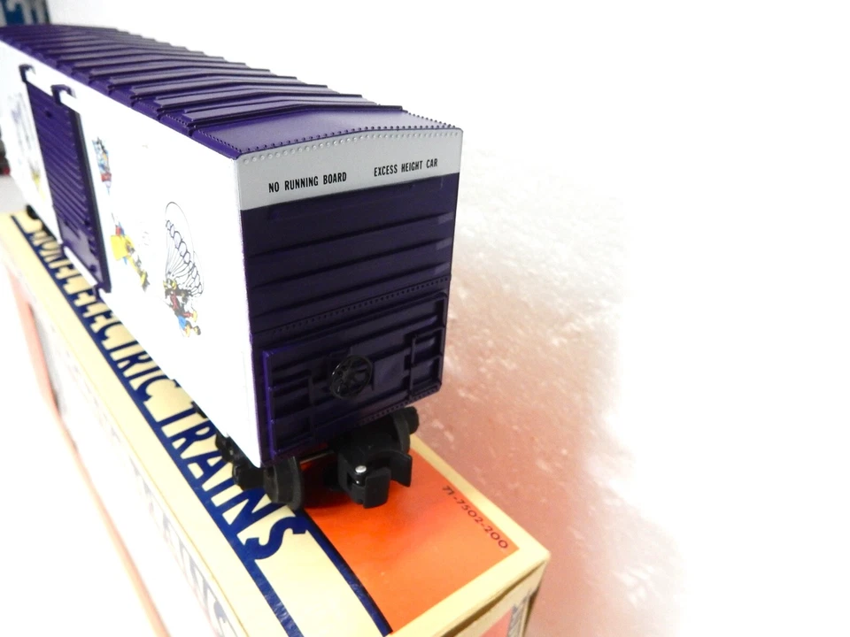 Lionel 6-19261 Perils of Mickey  Hi-Cube Boxcar  -for O gauge train op- ln wBox! - Image 3 of 4