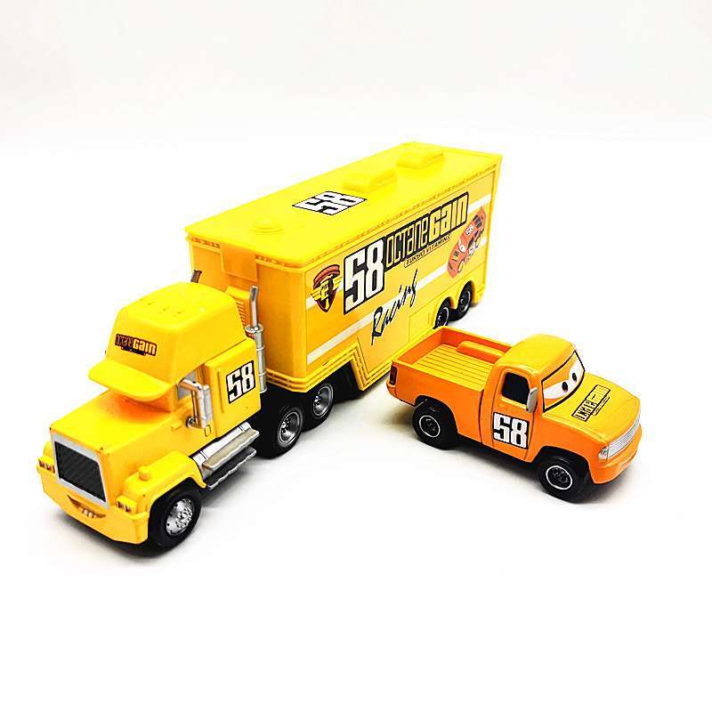 カーズ⭐︎マックィーン　イエロー Amazon.co.jp: Mattel ディズニー カーズ カラーチェンジャー