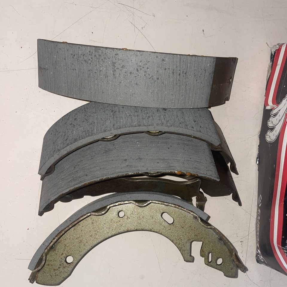 FORD MONDEO REAR BRAKE SHOES 2.0 ltr 93 eBay