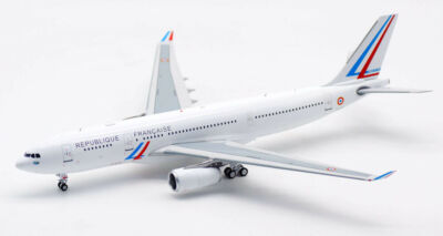 France - Air Force / Airbus A330-300 / F-UJCS / IF332FAF332 / 1:200 *LAST ONE*