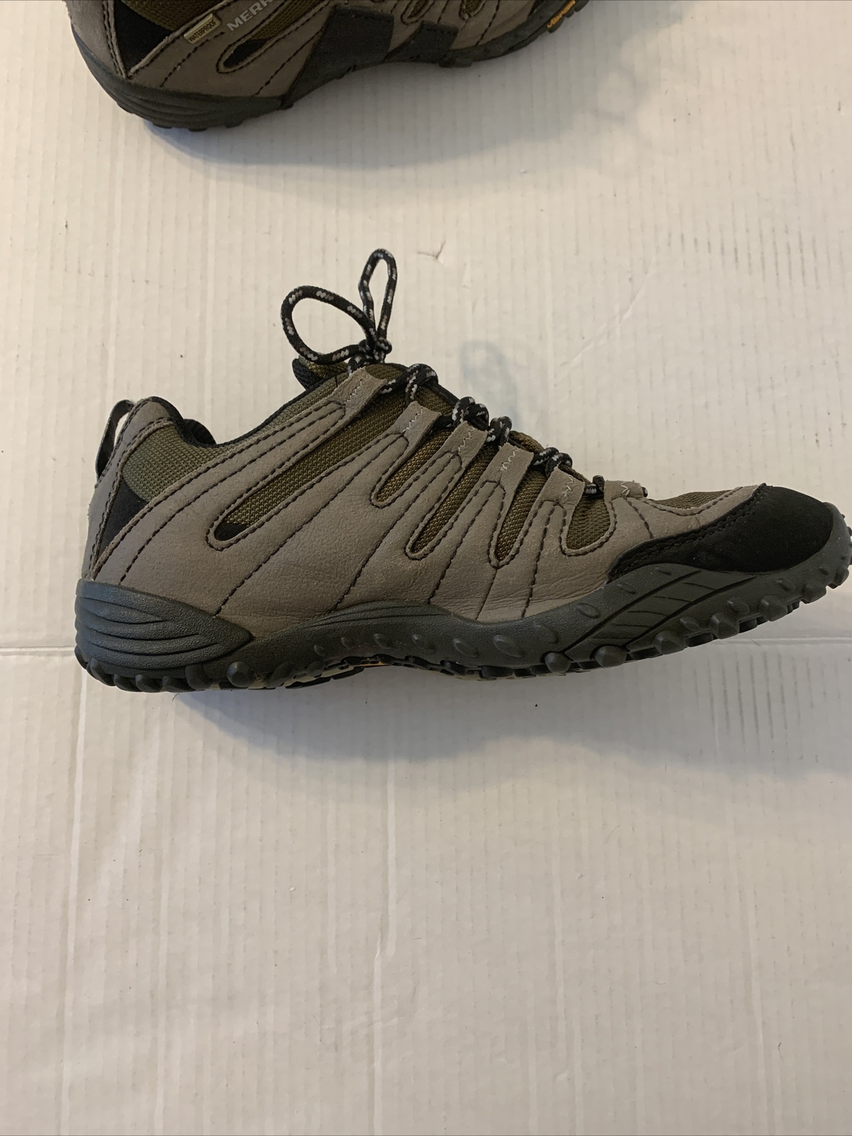 Scarpe da trekking sportive MERRELL da uomo in pizzo girevole stile J75023 taglia 10