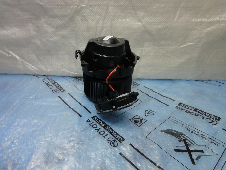 Mini Cooper Countryman 2015-2019 calefacción ventilador motor OEM 64119297752 Foto 4 de 4