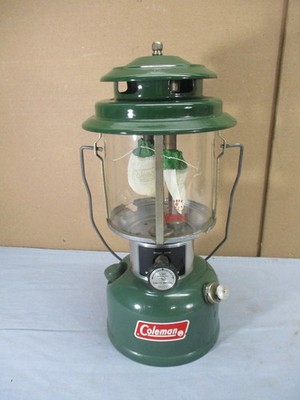 VTG Coleman Model 220H Double Mantle Gas Lantern Sep 1973 NICE