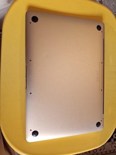 Apple MacBook A1534 12" 2016, 8GB RAM, 256GB SSD - Picture 3 of 5
