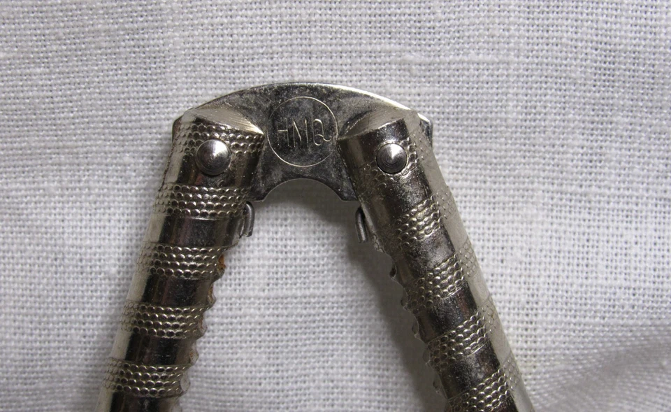 Juego Cascanueces y Selección HMQ Vintage - Caja Original - Usado Foto 3 de 4