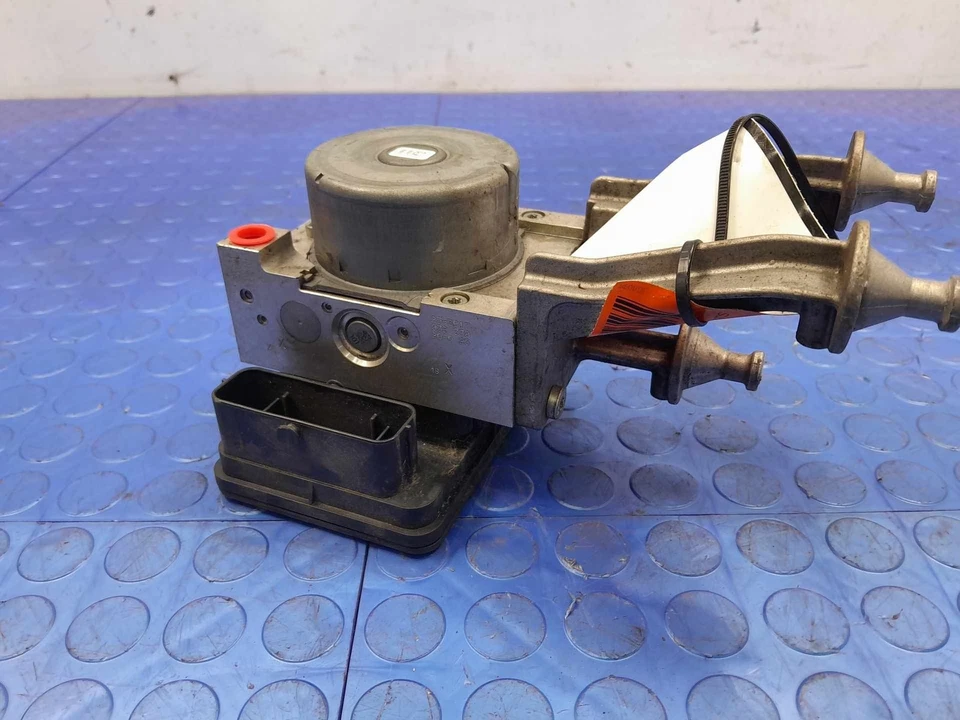 Conjunto modulador bomba de freno antibloqueo ABS Dodge Charger 15-23 OEM 68500121AC Foto 4 de 4
