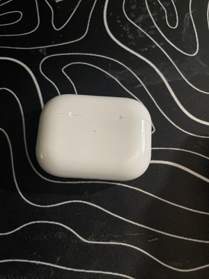 Apple AirPods Pro 2nd Generation with MagSafe Wireless Charging Case (USB C) 