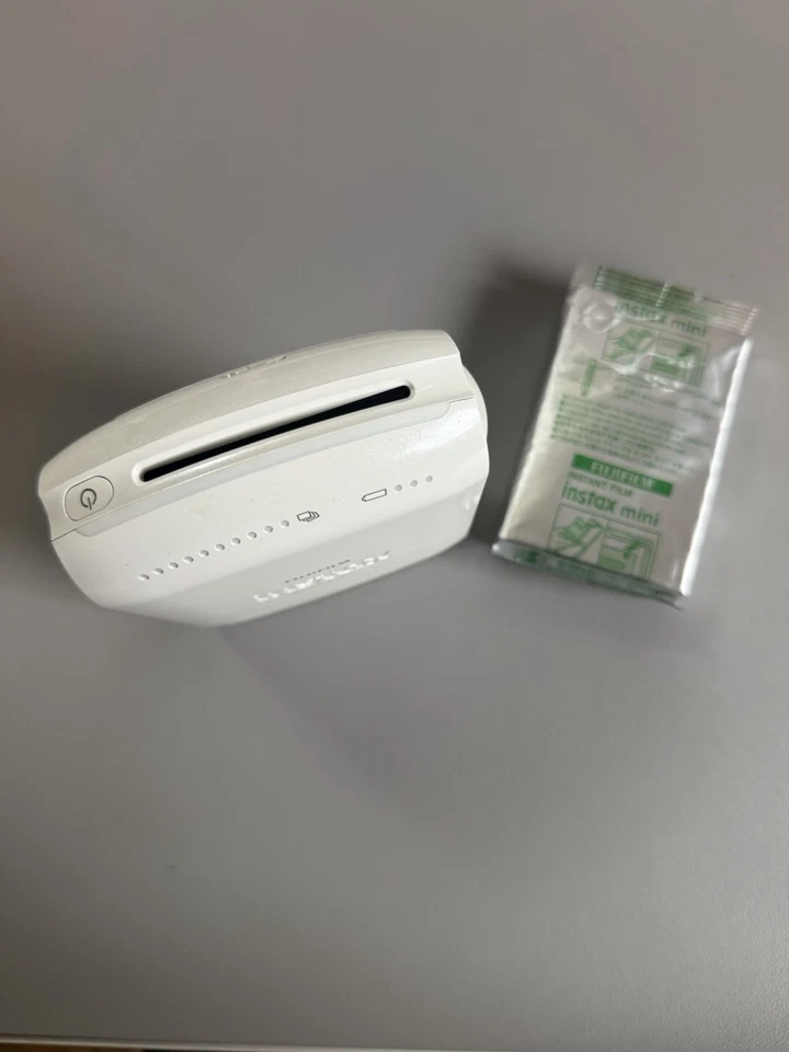Fujifilm Instax Share SP-1 Bluetooth Printer with Film Pack, *READ DESCRIPTION* - Image 3 of 4