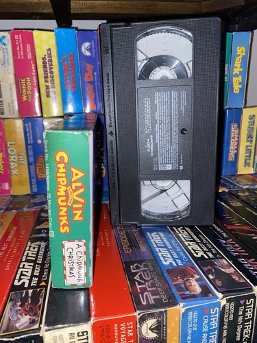 Alvin and the Chipmunks - A Chipmunk Christmas VHS Tape 1992 Vtg Cartoon OOP - Picture 3 of 8