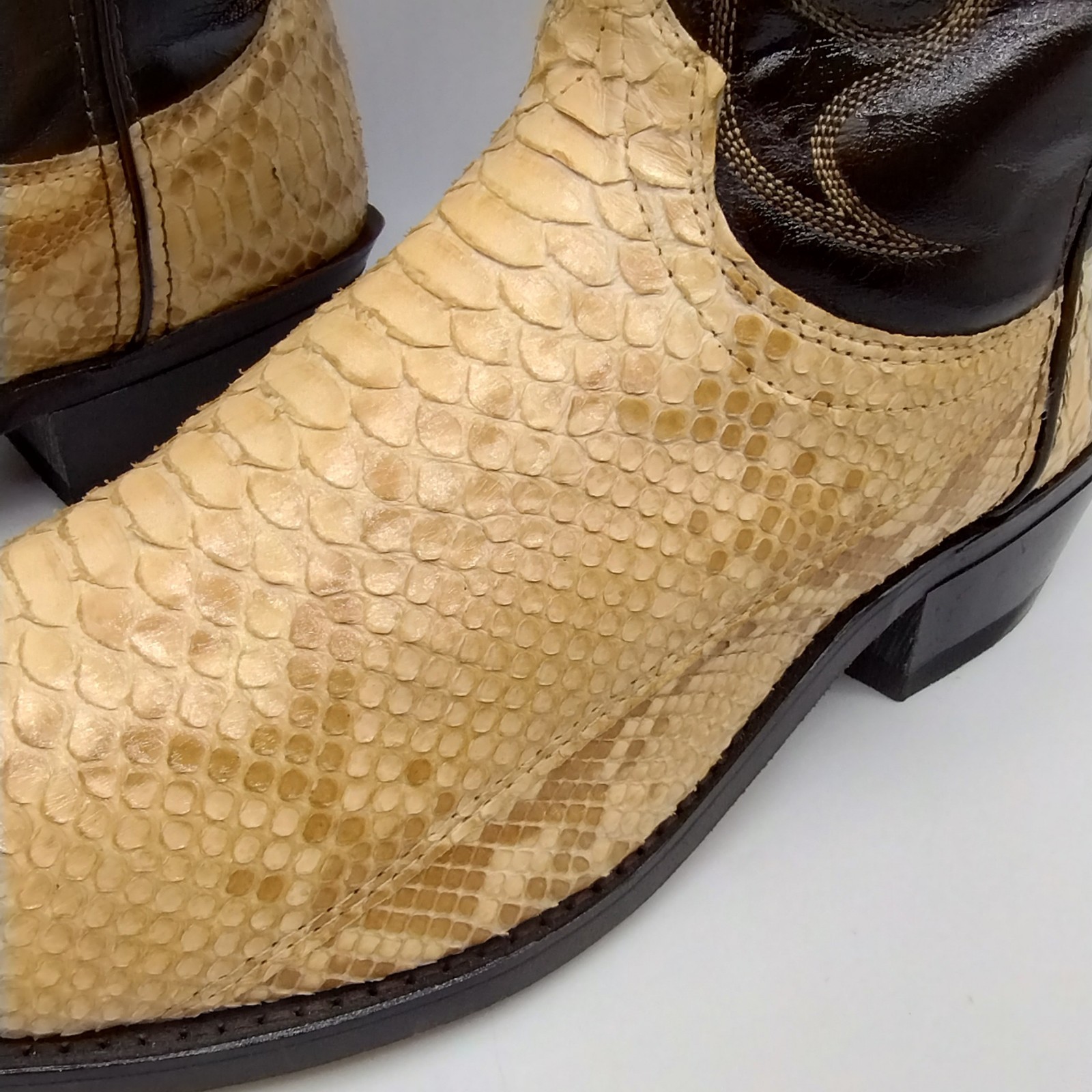 Laredo White Python Snakeskin Cowboy Western Boot… - image 6