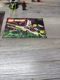 Vintage Lego UFO Sets 6915, 6900, 6975, 6836, 6915 INCOMPLETE SETS READ !!!