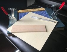 Paddle Press - The table tennis paddle assembly tool