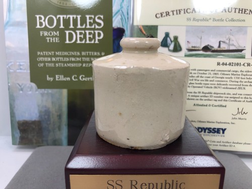 Botella de tinta de cerámica para naufragio SS Republic 1853-1865 artefacto genuino con certificado de autenticidad - Imagen 3 de 9