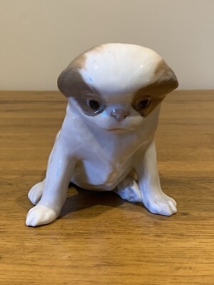 Royal Copenhagen (Dänemark) Porzellan Figur - Pekingese Welpe Nr.448