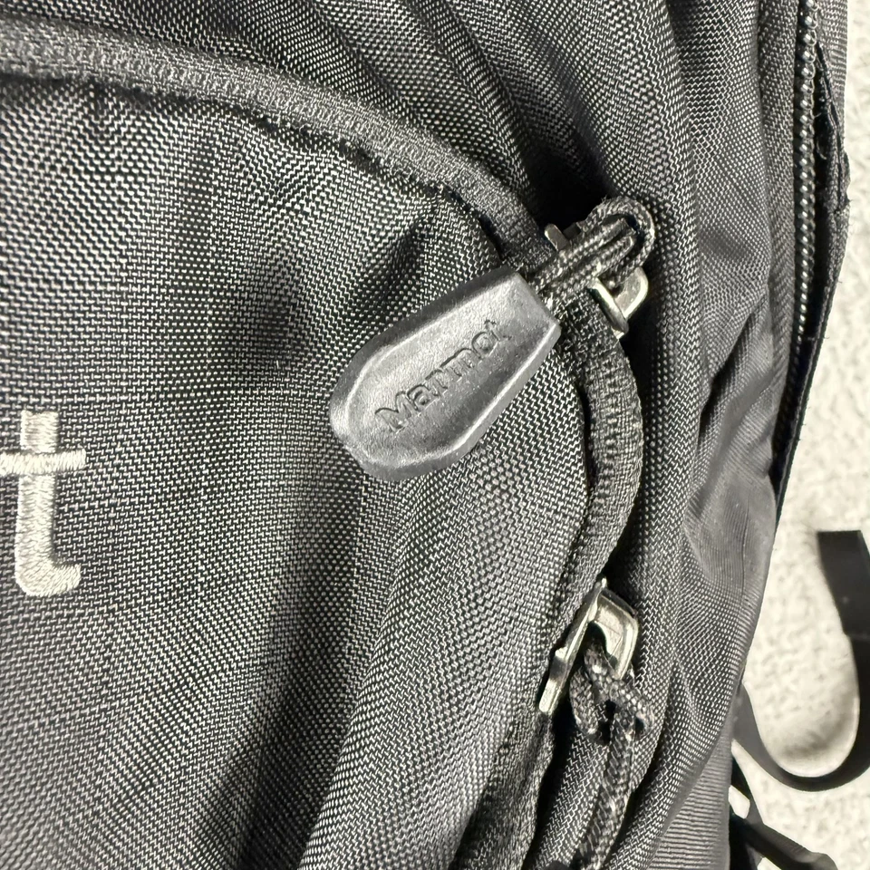 Marmot Backpack Black Eldorado Daypack Mesh Pockets Bungee Cord Sleeve Hiking - Image 4 of 4
