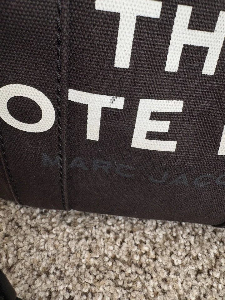 🖤 Bolso de Mano Marc Jacobs - Bandolera Pequeña de Lona Negra Foto 2 de 4