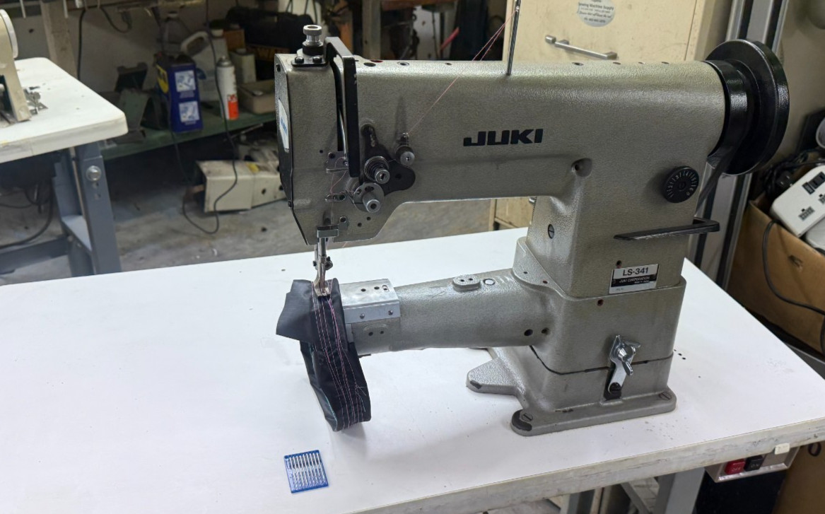 JUKI LS-341 - CYLINDER BED - SINGLE NEEDLE - WALKING FOOT - LOCKSTITCH