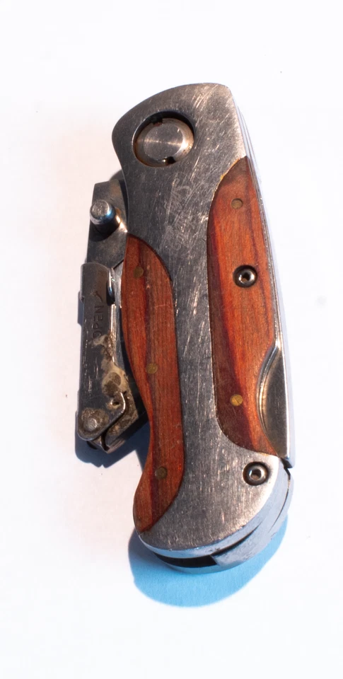 Cuchillo cortador utilitario Sheffield 12115 Ultimate Lock-Back mango de madera y acero inoxidable Foto 3 de 4