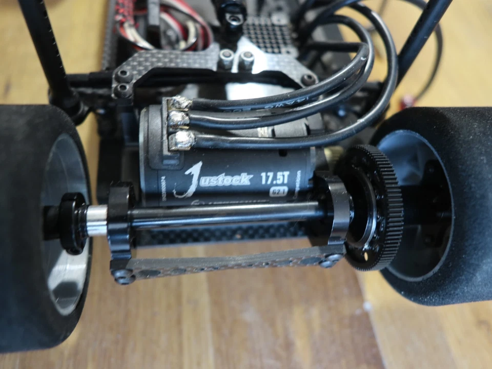 X-Ray, Pro 10, Pan Car 1:10, Elektro, Glattbahner - Bild 3 von 4