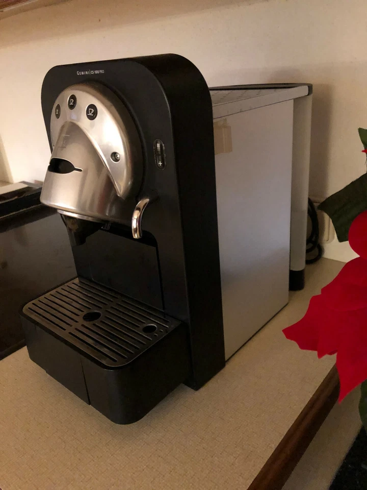 Nespresso Gemini CS 100 PRO - Bild 2 von 4