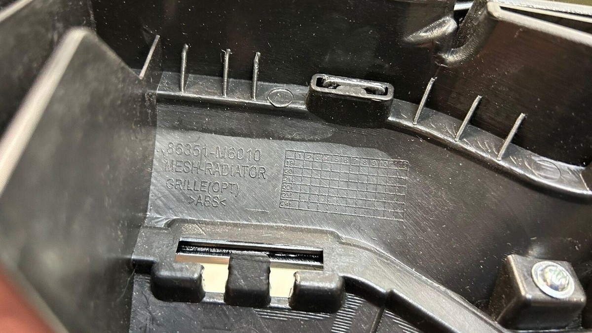 2019 2020 2021 KIA FORTE SEDAN UPPER CHROME GRILLE 86351-M6010  