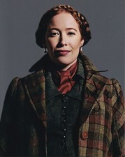 Victoria Yeates signed autograph 20x25cm BEASTS POTTER in person autograph COA