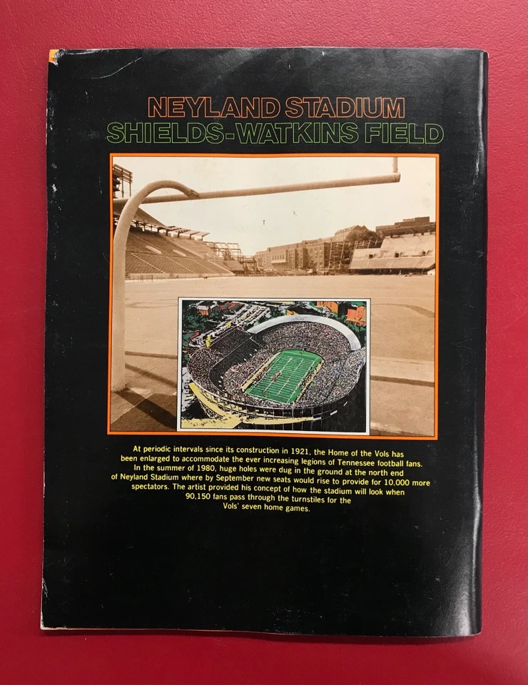 Tennessee Volunteers 1980 Football Season Guide EXCELLENT! Johnny Majors - Image 2 of 4