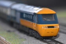 Hornby InterCity 125 HST Triebwagen + Dummy 43010 43011 BR blau 253005 OO Lichter