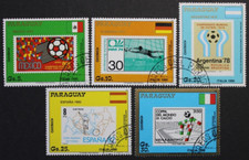 Paraguay: Michel n. 4268-4272 "Storia dei Mondiali di Calcio" del 1988, timbrato