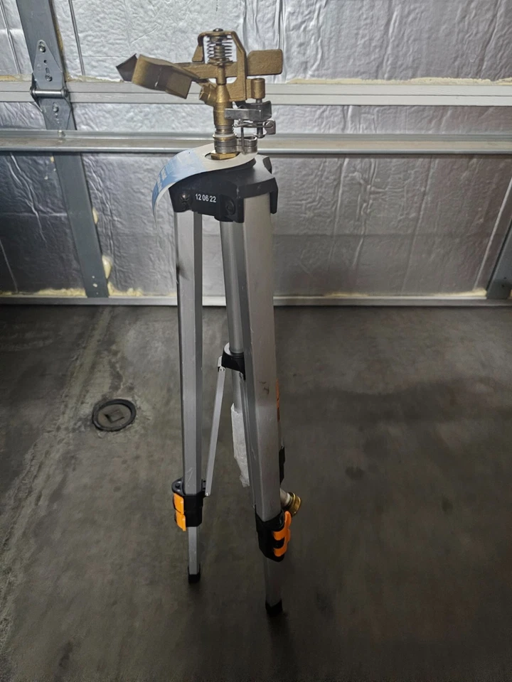 Melnor 豪华坚固金属庭院草坪花园脉冲喷头带三脚架 — 第 4/4 张图片