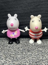 Peppa Pig Friend Suzy Sheep 2.25" Figures Striped Sailor And Butterfly Dress