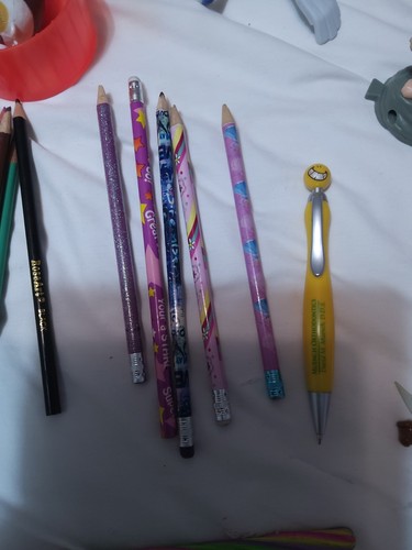 Tinker Bell, Disney, & More. 11 Lb Lot. Sleeping Beauty, Nemo, + More. Must See - Picture 17 of 24