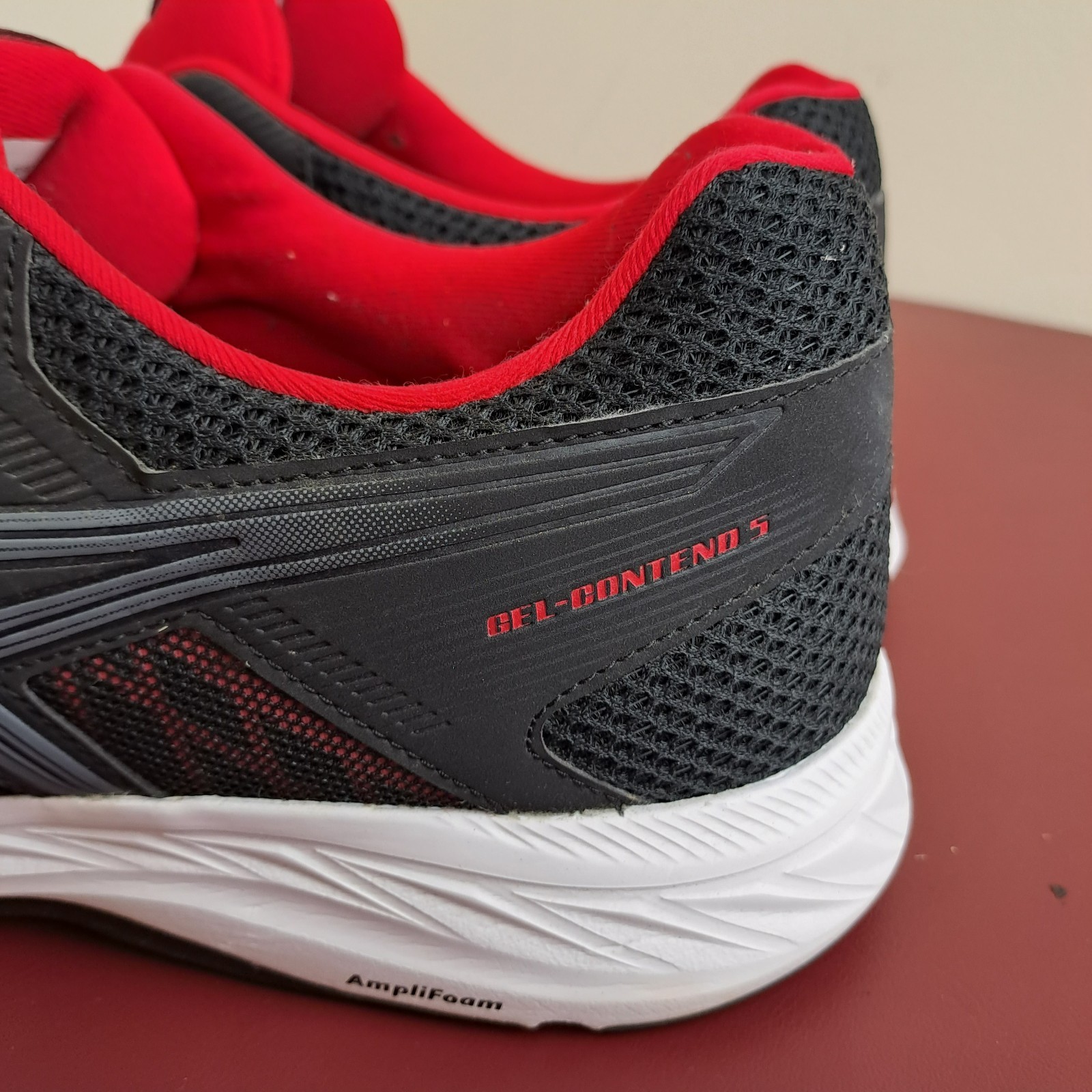 ASICS Gel-Contend 5 Running Shoes Mens Size 11 Red/Black Trainers Sneakers thumbnail 3