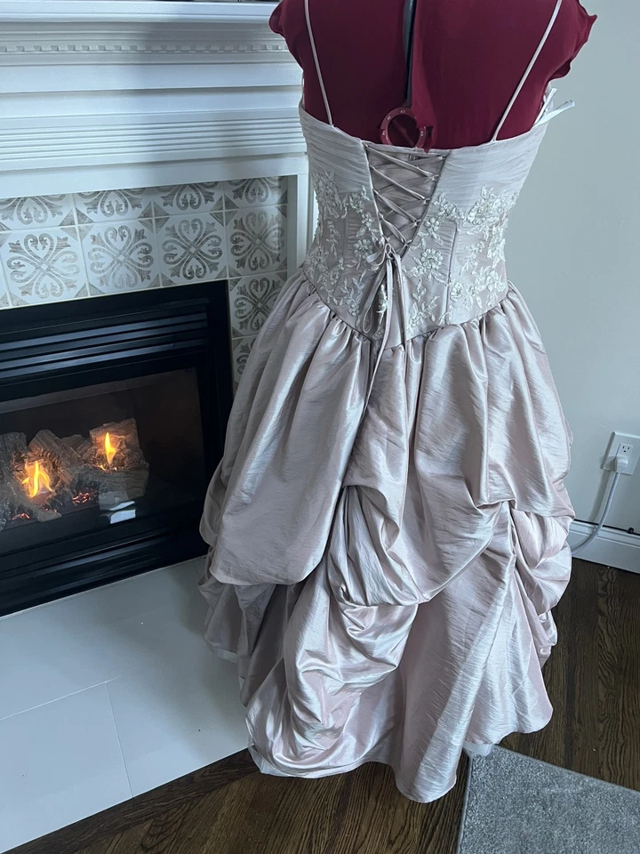 VTG Allure Bridal Rose’ Corset Top, Gathered Skirt Wedding Dress Size 20 (14ish) - Image 4 of 4