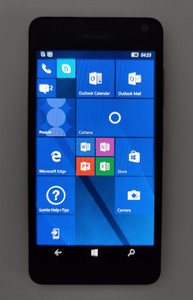 Microsoft Lumia 650 schwarz entsperrt 16GB 5,0" 8MP 1GB RAM Windows 4G Smartphone