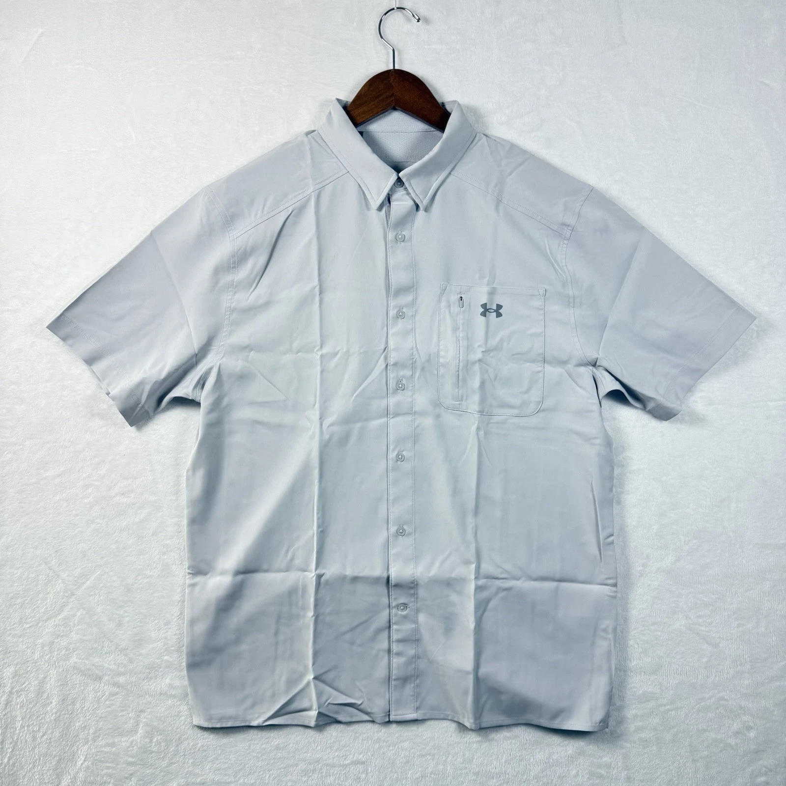 Under Armour UPF 30 Drift Tide 2.0 Men's L Short Sleeve Button-Down Shirt Gray