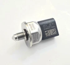 GENUINE FOR VW  AUDI Fuel Injector Rail Pressure Sensor .06K906051C