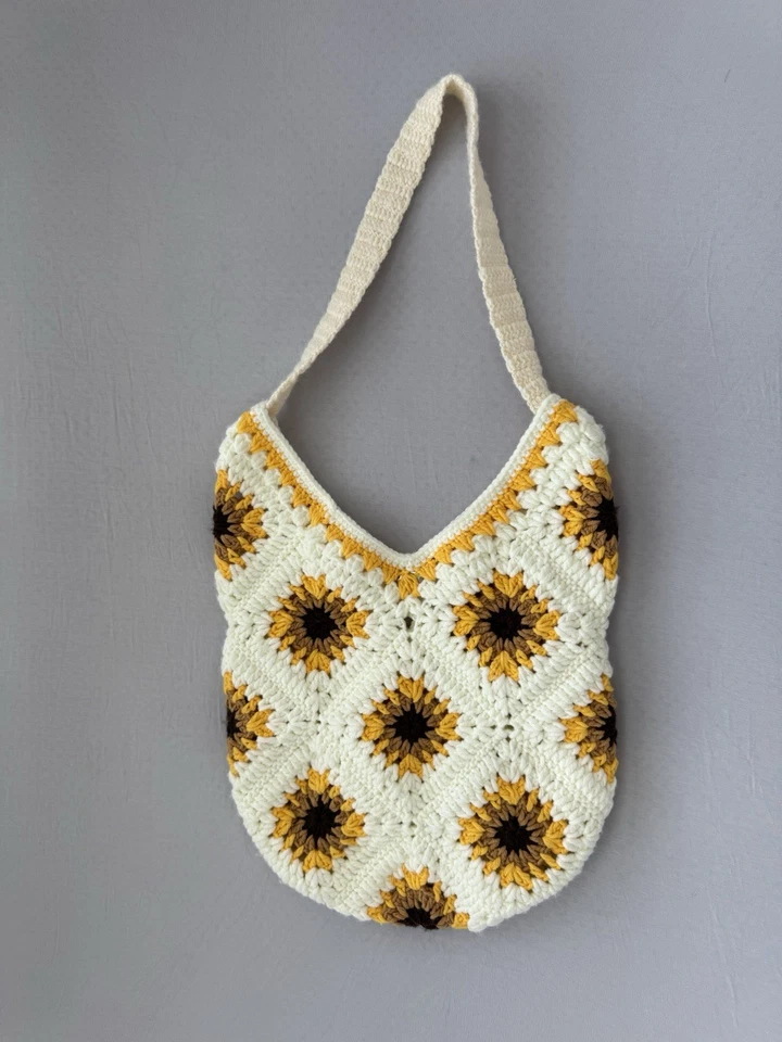 Nuevo Bolso Bandolera Cuadrado Crochet Girasol Abuelita Hecho a Mano Mujer Bolso Debería Foto 2 de 4
