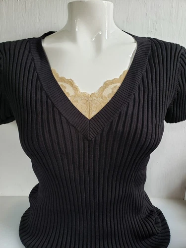 August Silk Knits Black Ribbed Short Sleeve V-Neck Women's Sweater NWT LARGE