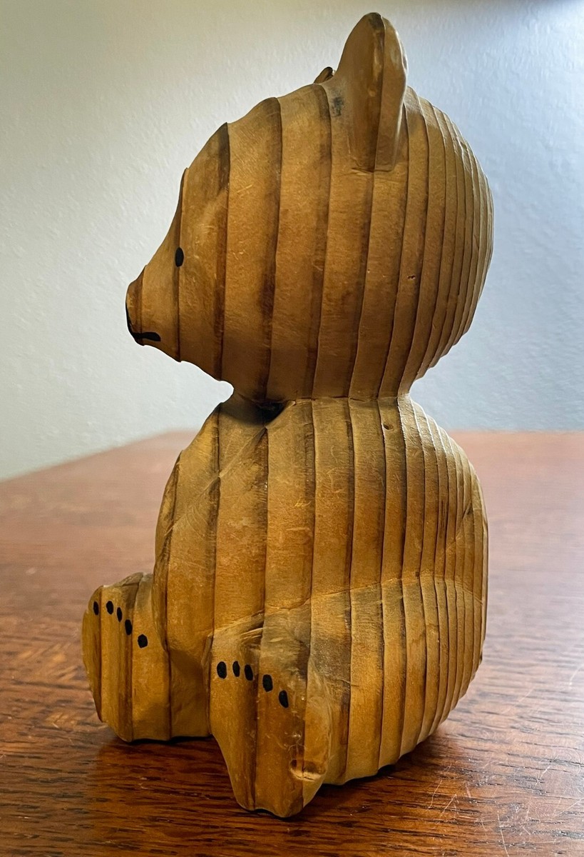 Vintage Ainu Wood-Carved Bear – Traditional Hokkaido Handicraft