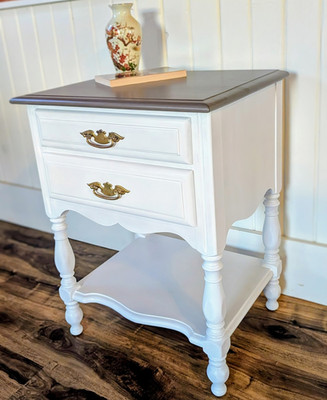 Sumter Cabinet Co. Cottage 2-Drawer Nightstand White/Brown Wood w/Shelf
